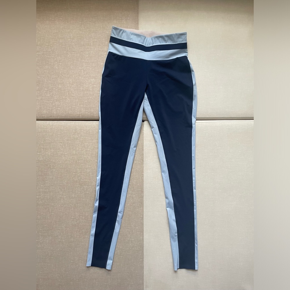 Vaara FLO TUXEDO Leggings